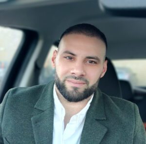 s. 4 - Mouhammed Bashir Portræt billede af Mouhammed Bashir.
